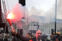 ​Gigantyczna fala protestów przeciwko polityce Macrona we Francji