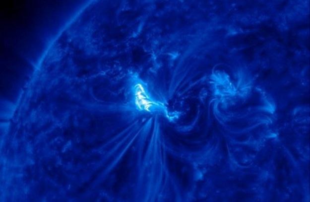Gigantyczna plama na Słońcu Fot.NASA /Gadżetomania.pl