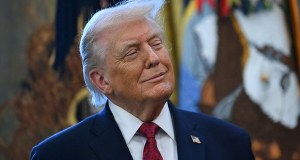 Gigantyczna, pozłacana statua Trumpa. Na Florydzie stanie Don Colossus