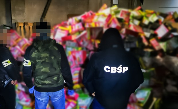 Gigantyczna próba przemytu papierosów w opakowaniach proszku do prania 