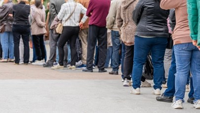 Gigantyczne kolejki po kartę mieszkańca w Gorzowie Wlkp.