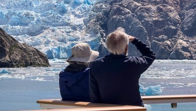 Gigantyczne tsunami na Alasce. Fala wyższa niż Wieża Eiffla zagrażała turystom