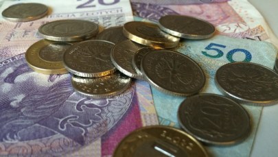 Gigantyczne wyłudzenia VAT w handlu paliwem: Budżet stracił ponad 700 mln złotych!
