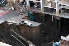 Gigantyczne zapadlisko w Bangkoku