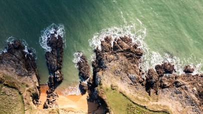 Gigantyczny mur sprzed 7 tysięcy lat. Archeolodzy zaskoczeni skalą odkrycia na dnie Atlantyku