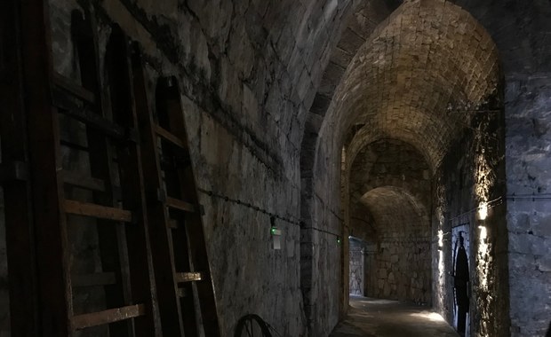Gigantyczny podziemny schron w Jeleniej Górze. Od soboty każdy może tam wejść