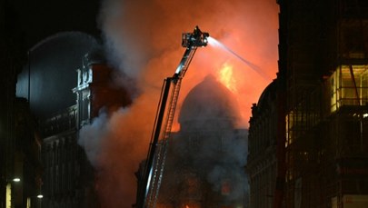 Gigantyczny pożar w Glasgow. Runął budynek przy dworcu