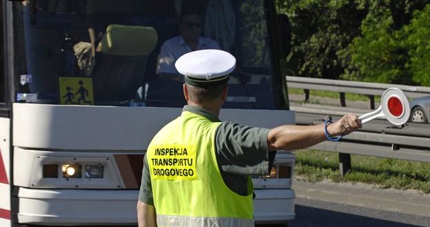 Gimbusy są w gorszym stanie niż autokary / Fot: Donat Brykczyński /Reporter