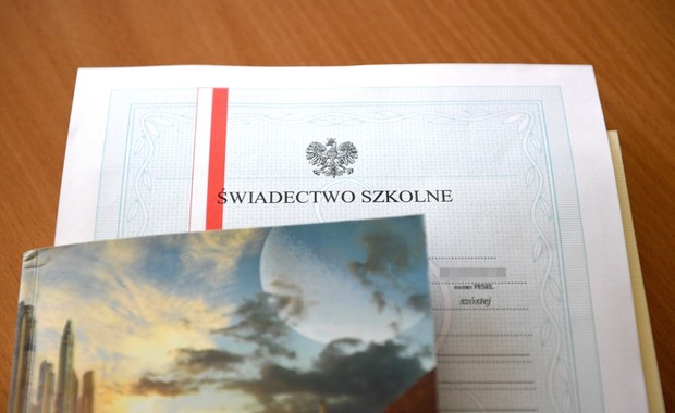 Gimnazjaliści z Mazowsza dopiero dziś dostali prawidłowe wyniki egzaminu z matematyki