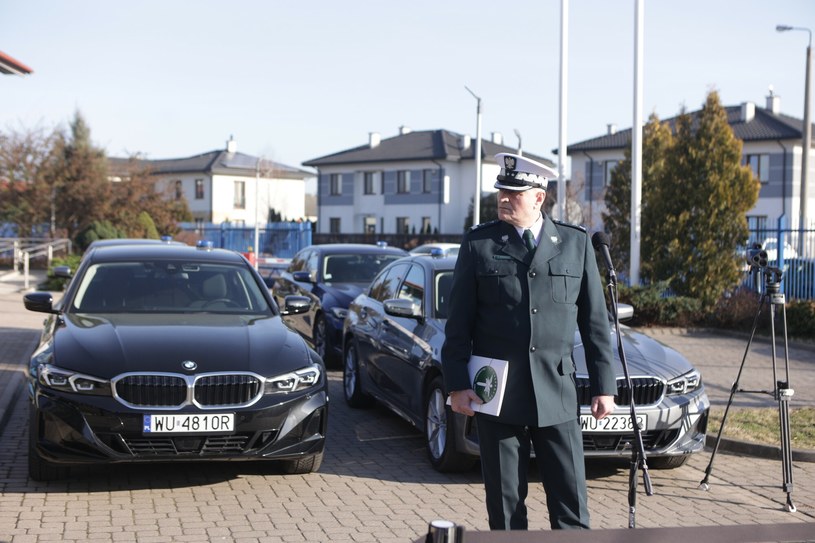 GITD poinformował, że złożył zawiadomienie do prokuratury. Chodzi o zakup 33 samochodów BMW /Tomasz Jastrzebowski/ /Reporter