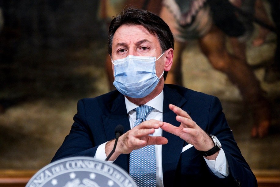 Giuseppe Conte /ANGELO CARCONI /PAP/EPA