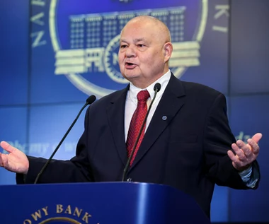 Glapiński jak Powell, czyli inflacja już nieprzejścowa. Piwoty bankierów centralnych, złoty zyskuje