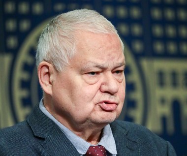 Glapiński tłumaczy: NBP będzie dostosowywać politykę pieniężną