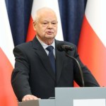 Glapiński zapowiada: Sprowadzimy dużą partię złota do Polski