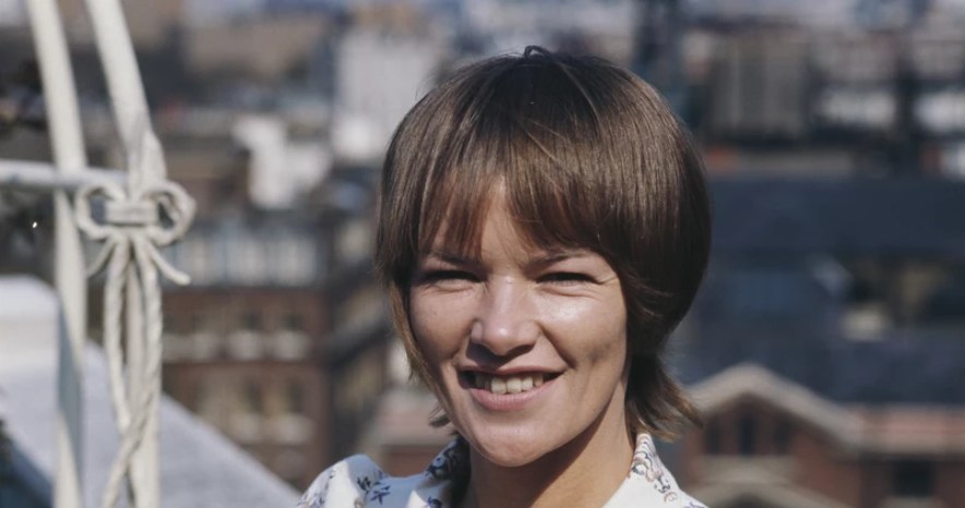 Glenda Jackson /Mike Lawn /Getty Images