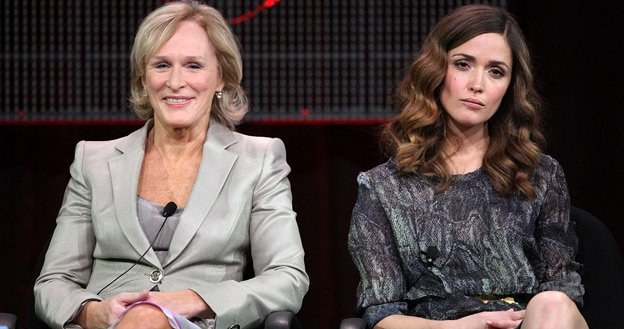 Glenn Close i Rose Byrne - główne bohaterki "Układów", fot. Frederick M. Brown /Getty Images/Flash Press Media