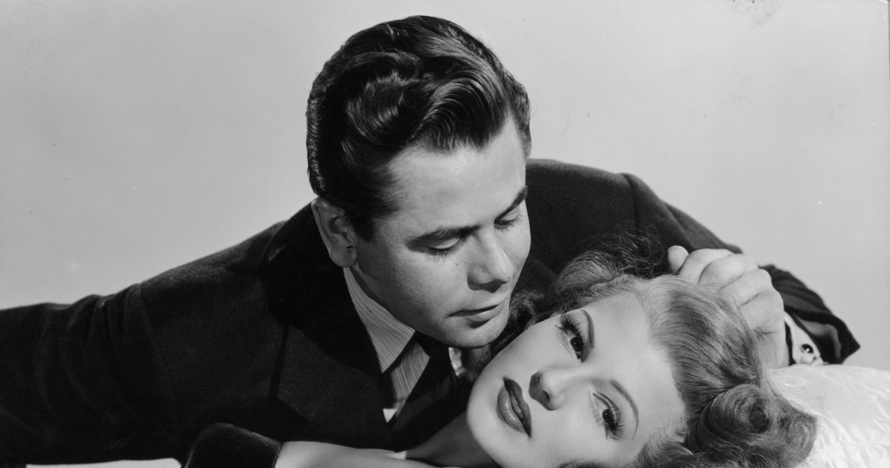 Glenn Ford i Rita Hayworth w filmie "Gilda" (1946) /Columbia Pictures /Getty Images