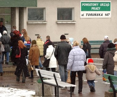 Globalna fala bezrobocia spowodowana pandemią. Jak sytuacja wygląda w Polsce?