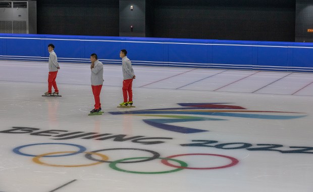 Globalni sponsorzy igrzysk milczą przed zmaganiami w Pekinie