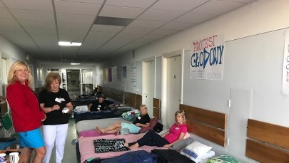 Głodówka pielęgniarek z Przemyśla. "Nasze zarobki nie pozwalają nam żyć"