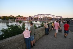 Głogów czeka na falę wezbraniową