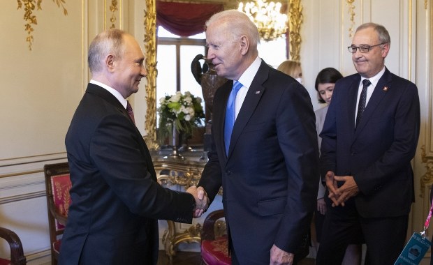 Głosy z Izraela po szczycie Biden – Putin: Rozmawiali „jakby byli sobie równi”. Putin może czuć się wygranym