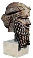 Głowa księcia akadyjskiego (być może Sargona), 2. poł. III tysiąclecia p.n.e., gips /Encyklopedia Internautica