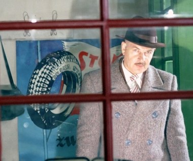 Główną rolę debiutujący reżyser powierzył swemu ojcu - Janowi Machulskiemu. Była to kreacja, która przeczyła dotychczasowemu wizerunkowi aktora, znanego z ról amantów i ciepłych, sympatycznych ludzi.
 
"Zrobiliśmy mu zdjęcia w pełnej charakteryzacji. On już wtedy trochę wyłysiał, ale próbował to jeszcze ukrywać. Mówię mu: 'Słuchaj, ostrzyż się na krótko, nie ukrywaj tej łysiny'. Prosiłem go, żeby wyobraził sobie człowieka zamkniętego w sobie - to bardzo dużo dało" - reżyser mówił w wywiadzie dla "Kina".