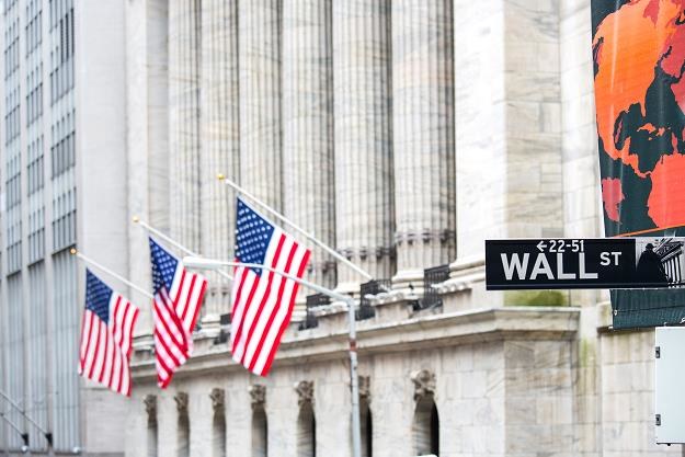 Główne indeksy Wall Street kontynuowały w czwartek spadki /&copy;123RF/PICSEL