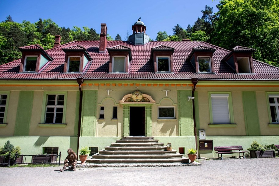 Główny budynek kopalni / 	Maciej Kulczyński    /PAP