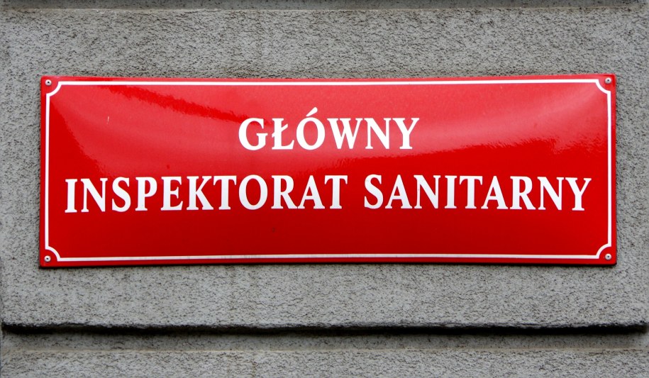 Główny Inspektorat Sanitarny / MAREK BAZAK  /East News