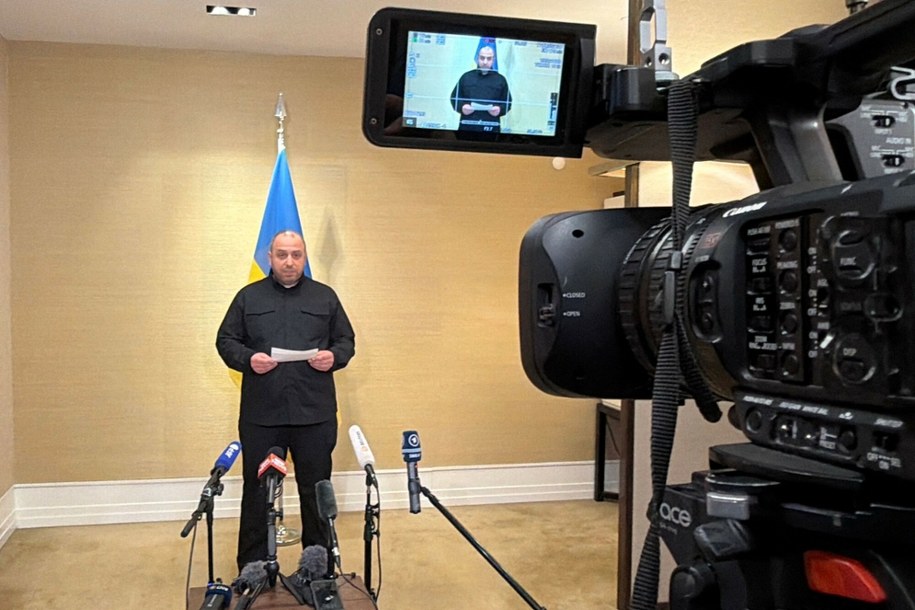 Główny negocjator po stronie ukraińskiej. Rustem Umierow bierze udział w spektaklu negocjacyjnym, który może nie przynieść oczekiwanych rezultatów /ELODIE LE MAOU/AFP/East News /East News