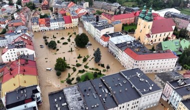 Głuchołazy regularnie zalewane przez powódź. Dawniej odbudowała je cesarzowa