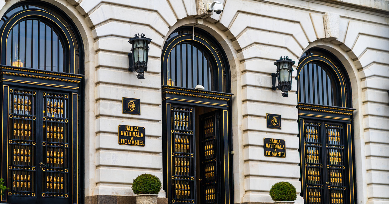 Gmach Banku Narodowego Rumunii w Bukareszcie /123RF/PICSEL