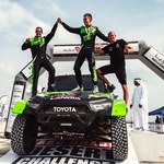 Goczał i Mena na mecie Abu Dhabi Desert Challenge