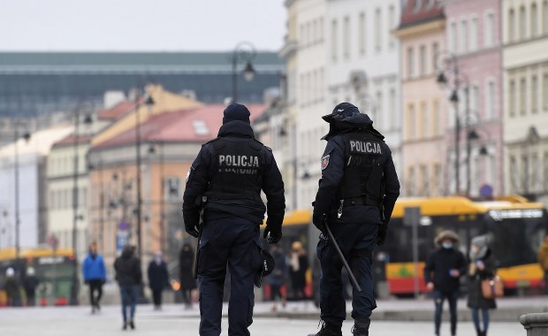 Godzina policyjna w Polsce? Minister Niedzielski zdradza plany rządu