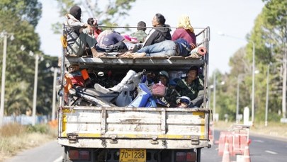 Godzina policyjna w prowincji Tajlandii. Ewakuowano setki tysięcy osób