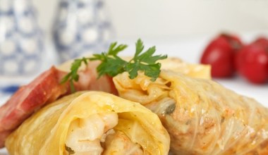 Gołąbki z przepisu babci mają niepowtarzalny smak. Jeden dodatek to tajemnica przepisu