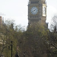 Golas na pomniku w Londynie 