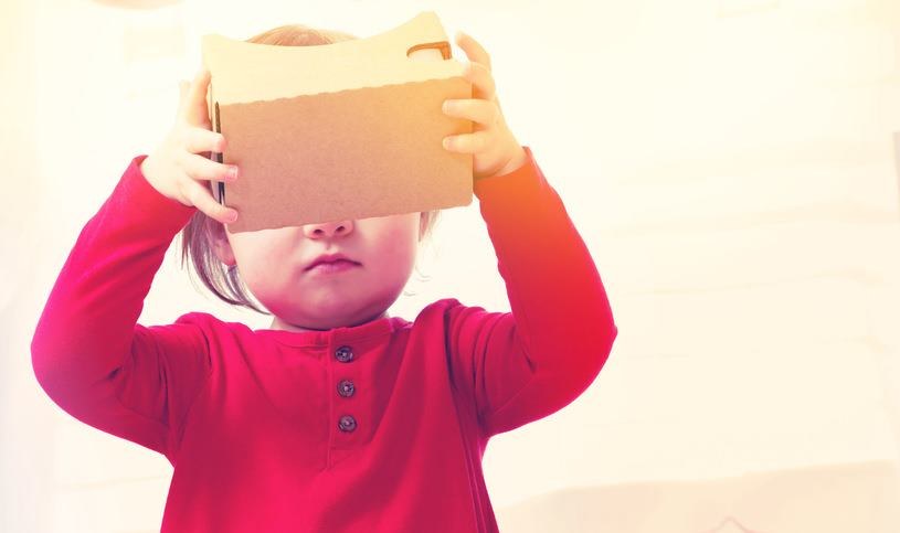 Google Cardboard to jeden z najtańszych sposobów na doświadczenie VR /materiały prasowe