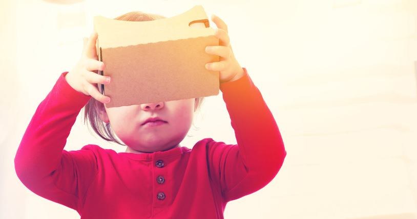 Google Cardboard to jeden z najtańszych sposobów na doświadczenie VR /materiały prasowe