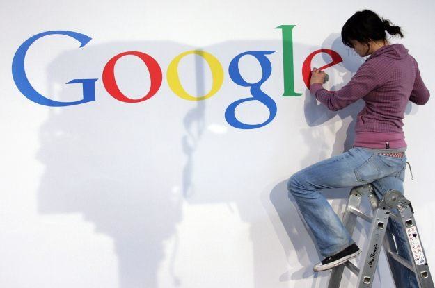 Google - kiedyś mała firma. Dzisiaj - gigant /AFP