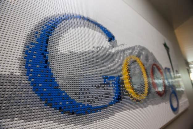 Google nie zwalnia z rozwojem swoich usług /AFP