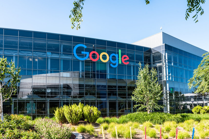 Google obiecuje zapłacić francuskiej prasie 63 mln euro /123RF/PICSEL