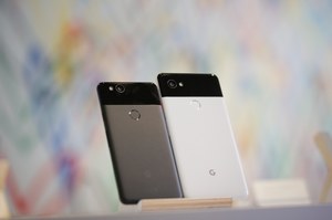 Google Pixel 2 i Pixel 2 XL wejdą do sprzedaży z opóźnieniem 