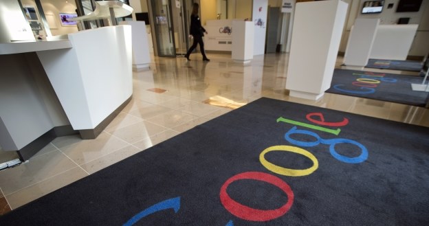 Google planuje premierę Nexusa X? /AFP