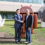 Google sprzedał Motorola Mobility