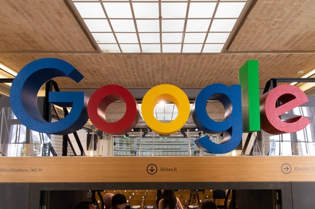 Google wygrał w TSUE z Francją ws. "prawa do bycia zapomnianym" /HAYOUNG JEON /PAP/EPA