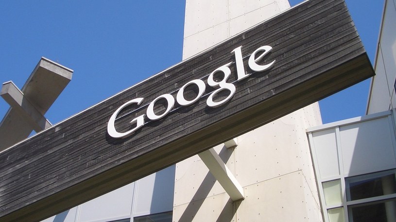 Google wykorzystuje sztuczną inteligencję do schładzania serwerowni /Geekweek