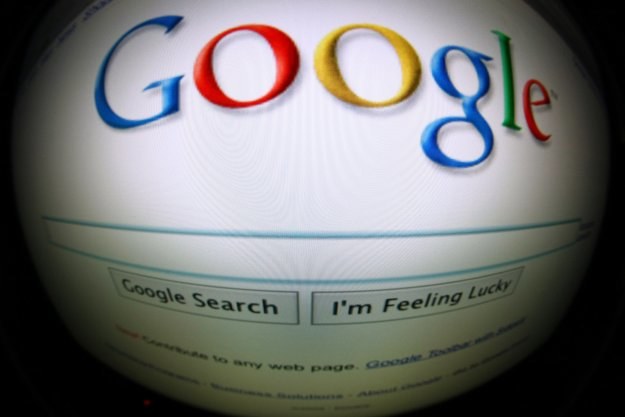 Google zainwestuje w rozwój dziennikarstwa internetowego /AFP